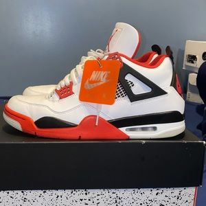AIR JORDAN 4 FIRE RED